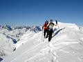 Piz Gannaretsch 3'040 m mit Angi und Sara, Januar